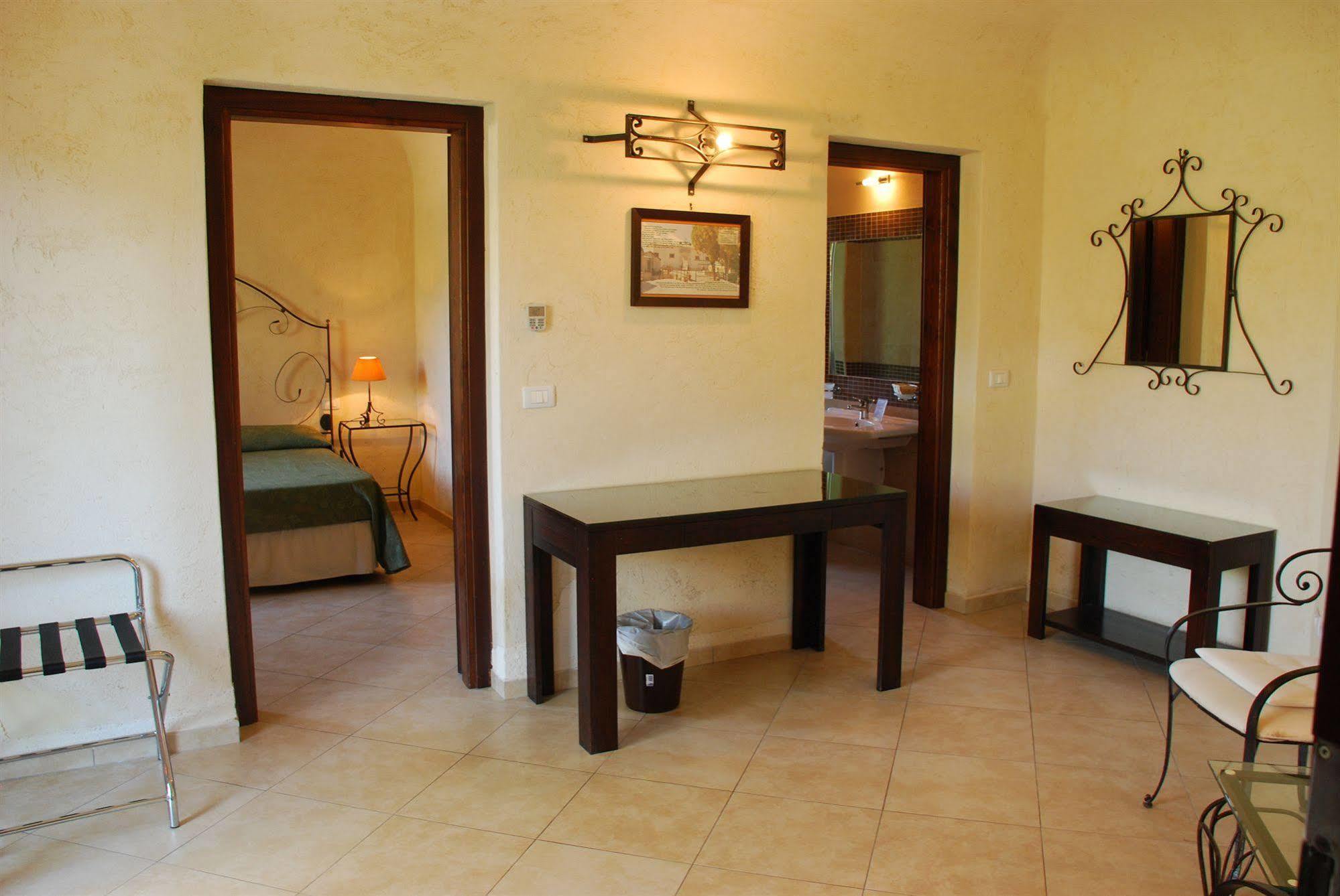 Cefala Farm stay